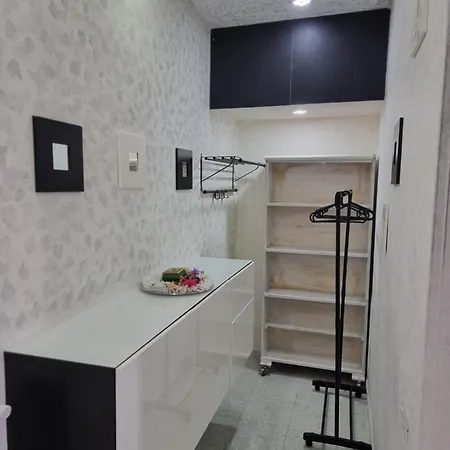 Homes - Vacanze Centro Luxury Con Balcone A Pochi Passi Dal Mare *